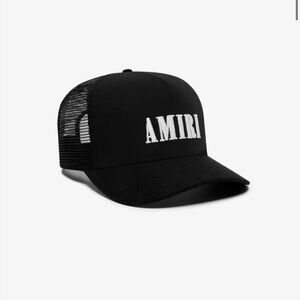 Amiri hat